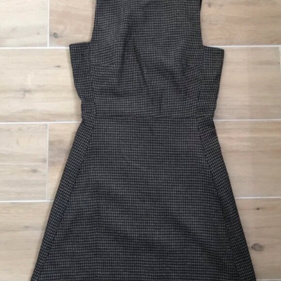 Robe trapèze marron style pied-de-poule/Brown Houndstooth A-Line Dress, Chic - Picture 2 of 5